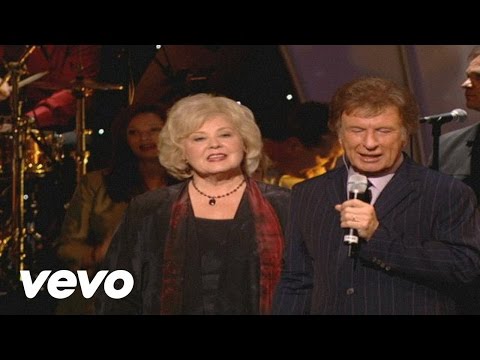 Gaither Vocal Band - Something Beautiful [Live]