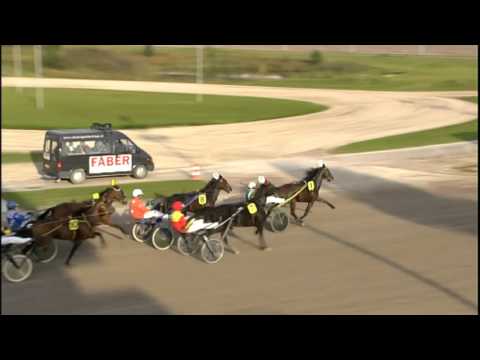 Victoria Park Wolvega 3-10-2015 KOERS 1 SI BELLE D'ATOM - B. BEULLENS