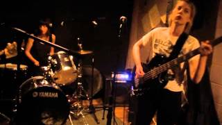 Feature - Memory (Live @ Troyganic Cafe, London, 06/06/14)
