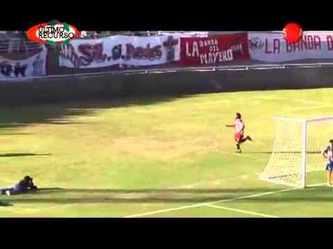 Villa Cubas 2-0 Policial