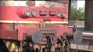 preview picture of video 'Trains at Plovdiv railway station, Bulgaria.'