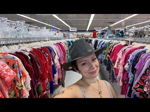 LETS GO THRIFTING... AGAIN