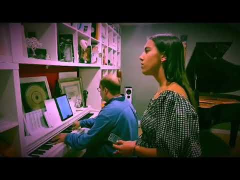 Si tiene que ser será- Claudia Abela. @mafaldacardenal @pedromonty #sitienequesersera