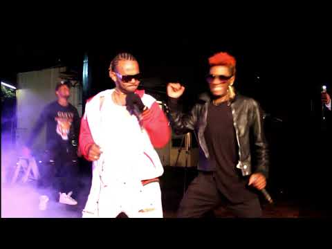 POONY B-TAG AND PSWARK Live Performance nan Brasil - Bento Gonçalves