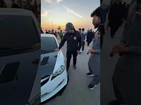 Spotted at the PakWheels Pe!shawar Auto Show: a Honda Civic Reborn on air suspension