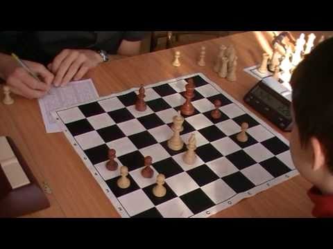 2.1. Viktor Haring - Martin Mráz 1/2 - 1/2