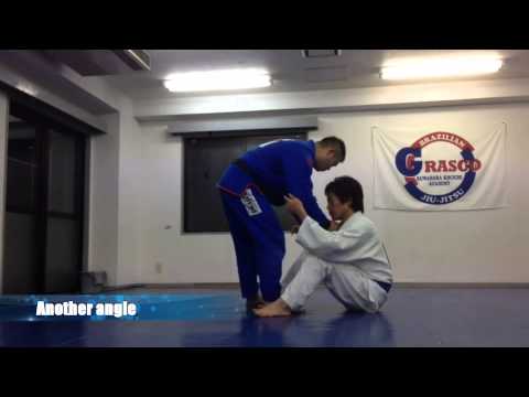 シッティング（シットアップ）ガードに対する絞め 桑原幸一先生 （グラスコ柔術アカデミー代表）