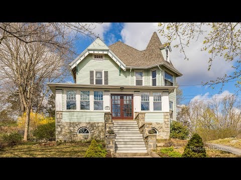 57 Walton Park, Melrose MA - Lisa Howitt - Tel 617-957-0521