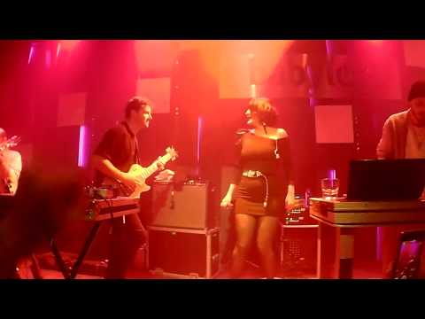 GÖKSEL & HEY DOUGLAS - DURUYOR DÜNYA CANLI PERFORMANS @BABYLON BOMONTİ