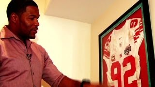 Showbiz Cribs: Inside Michael Strahan's home!