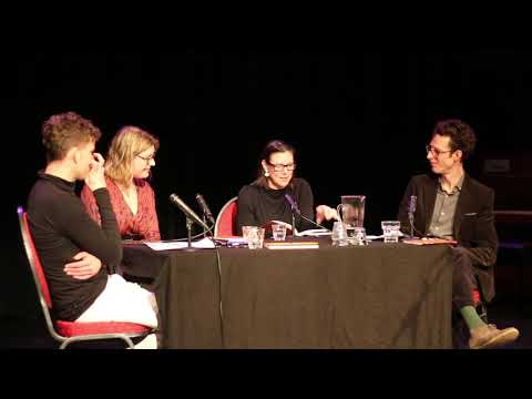 Hagar Peeters leest voor op de literaire middag van Noordwoord op 2 februari 2020