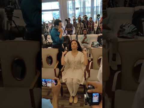 #pranitha #kerala #india #tamil #telegram #instagram  #actor #actress #flowers @FlowersComedy