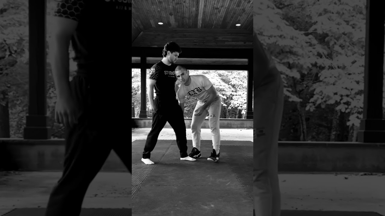 Scissor Takedown (Kani Basami)