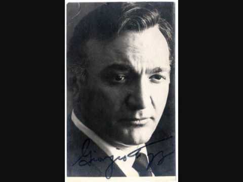 Giorgio Tozzi sings "Tu sul labbro" from Nabucco