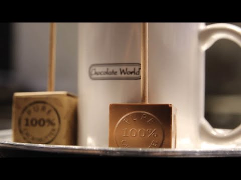 How to use the moulds and tools for a hot chocolate