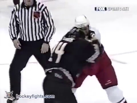 Darcy Hordichuk vs Jody Shelley