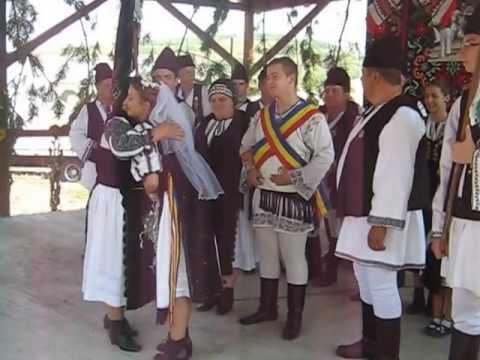 35 Festivalul Cununa Spicului de Grau - Obiceiuri de nunta (1) - Ansamblul Doina din Sighisoara -