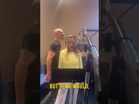 Who’d win in a fight?! #Teentitansgo #cyborg #beastboy #robin @WarnerBros