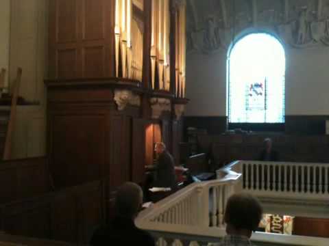 Robert Woolley on the organ of St Botolph without Aldgate