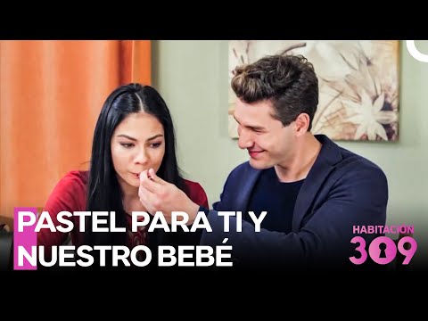 Hot Hours #39: I Will Feed the Woman I Love With My Own Hands - Room 309