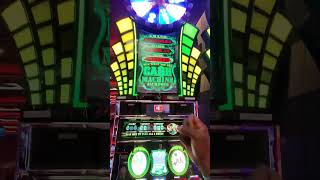 Cash 💰 machine slot action 🎰Carnival 🛳️ #choosefun  #casino  #funatsea  #cruise