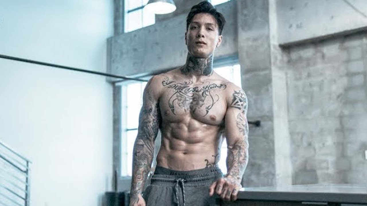 Кто такие GymFit Info!? Миллион подписчиков на спортивных переводах.