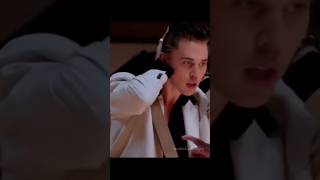 ☺️🖤How dreamy could be to play with his hair.🫠#austinbutler#elvismovie#elvispresley#edit