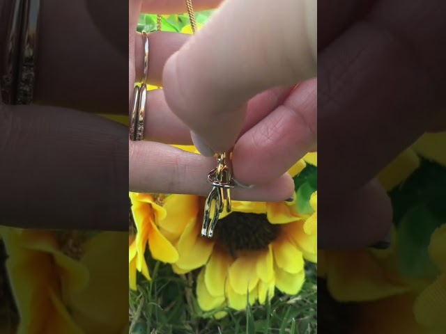 Vídeo relacionado con B.Catcher Collar Mujer, Colgante de Corazón de Plata 925, Circonita Cúbica Love 5A, para Mamá Esposa Novia Mujer, Regalo dia de la Madre, Día de San Valentín, Cumpleaños, Navidad, Aniversario, 45cm