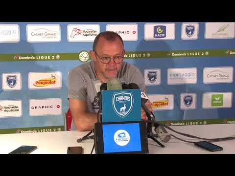 J07 : Chamois Niortais FC - Grenoble Foot 38, conférence de presse