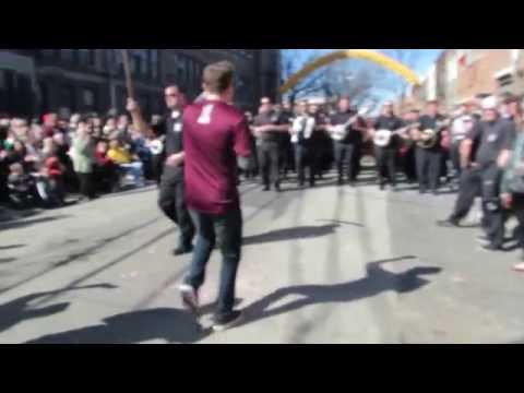 Woodland String Band - Comin' Round the Mountain 2014 Quaker City serenade (4/6/14)