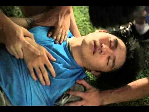 เพื่อค้อนของ ธ อร์ที่จะซื้อ Pornoaktera สมาชิกที่เล็กที่สุด
