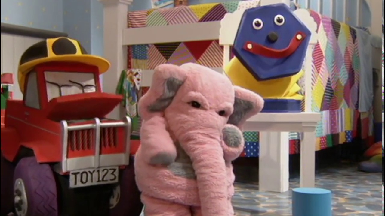 Johnson and Friends | S3E13 | The Television Set