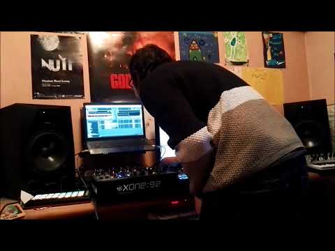 Le Son Du Placard  - TechnoRoom 25 Live Set hybrid