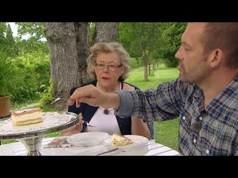 Knepen som hjälper dig att lyckas med napoleonbakelserna - Hela Sverige Bakar (TV4)