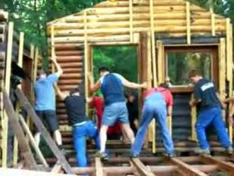 Aus dem Chaos entsteht eine Sauna