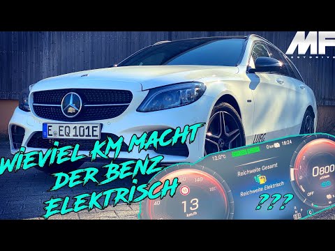 How many kilometers can the Mercedes C 300 e travel purely electrically?