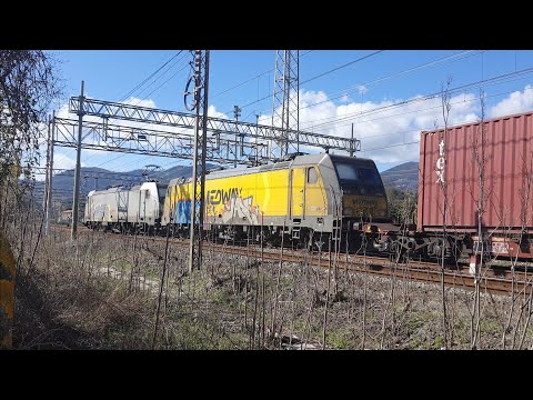 Transito Lungo TC doppia E.483 akiem + medway da La Spezia Migliarina