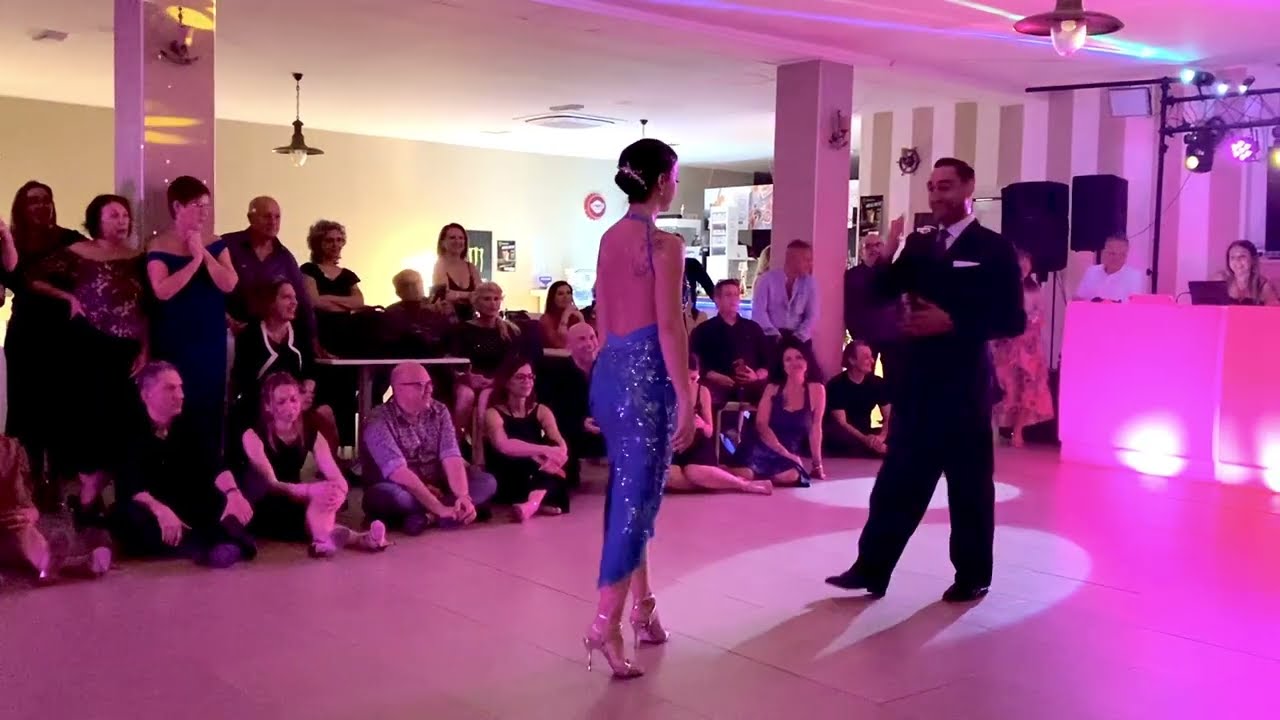 Fausto Carpino y Stephanie Fesnau - "Baldosa Floja" - Orquesta Reliquias Porteñas -