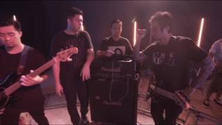 Chicosci - Buzzin' BTS