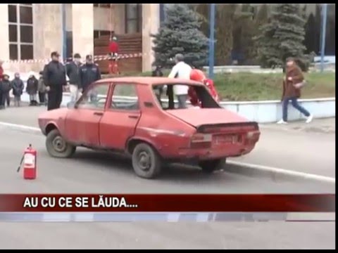 Alin Chirila - SALVAMONT Mehedinti - ISU Drobeta - Simulare accident auto si evacuare persoane