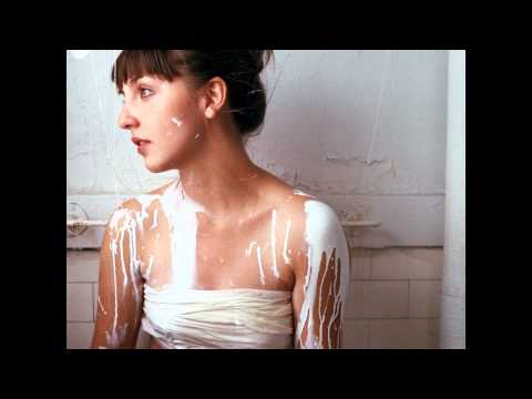 Julia Easterlin - Eyes on the Prize