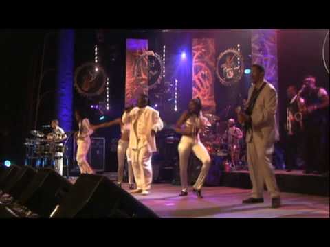 Earth, Wind & Fire (7/19) - Lets Groove
