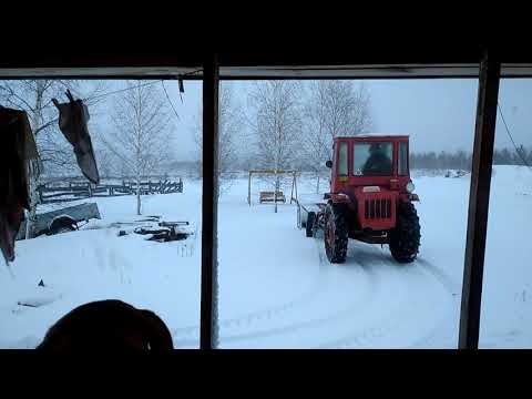 Снегоуборщик для Т-16//За окном