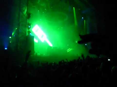 The Chemical Brothers - Hey Boy Hey Girl - live @ Paléo Festival Nyon 2011