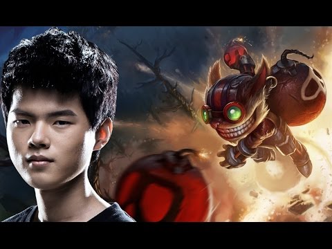 KT Deft as Ziggs/Lulu vs Jhin/Malzahar bot S7