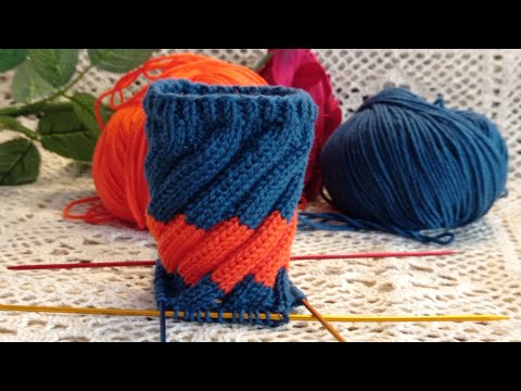 Knitting pattern "spirals" in rounds