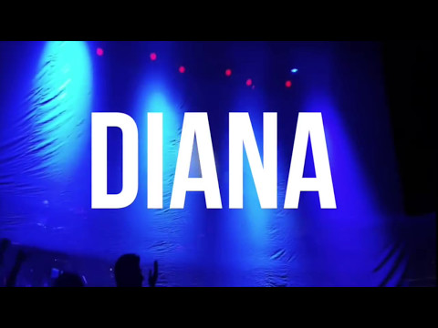 Diana Ross makes grand entrance on Staten Island