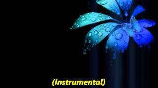 Angie Gold - Eat You Up [Lyrics]