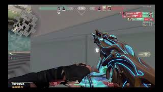 Spotlight Clip