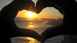 Michael Franti & Spearhead- Have A Little Faith